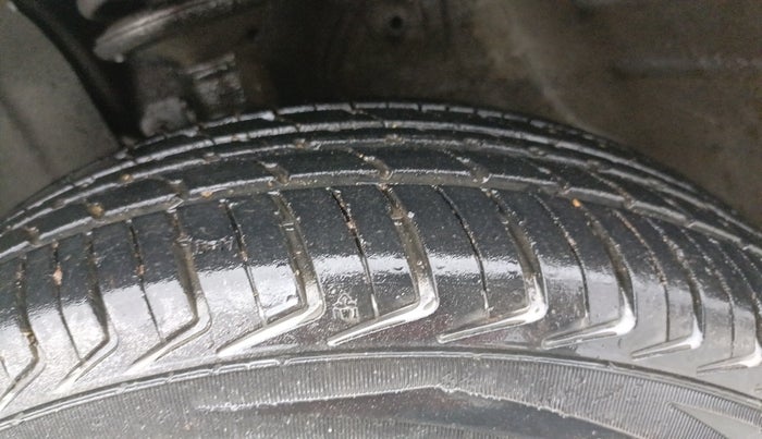 2021 Maruti New Wagon-R LXI CNG (O) 1.0, CNG, Manual, 38,897 km, Left Front Tyre Tread