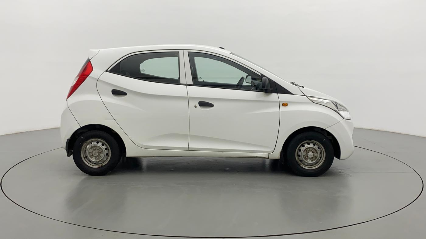 2014 Hyundai Eon ERA PLUS, Petrol, Manual, 28,760 km, Right Side View