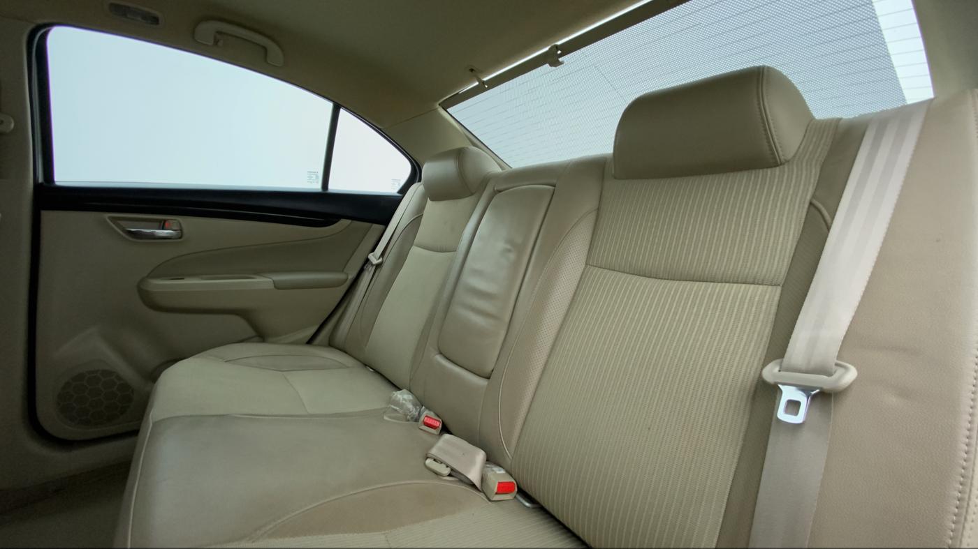2017 Maruti Ciaz ZETA 1.4 VVT, Petrol, Manual, 24,167 km, Right Side Rear Door Cabin