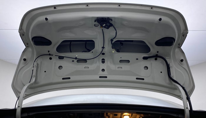 2017 Maruti Ciaz ZETA 1.4 VVT, Petrol, Manual, 24,167 km, Boot Door Open