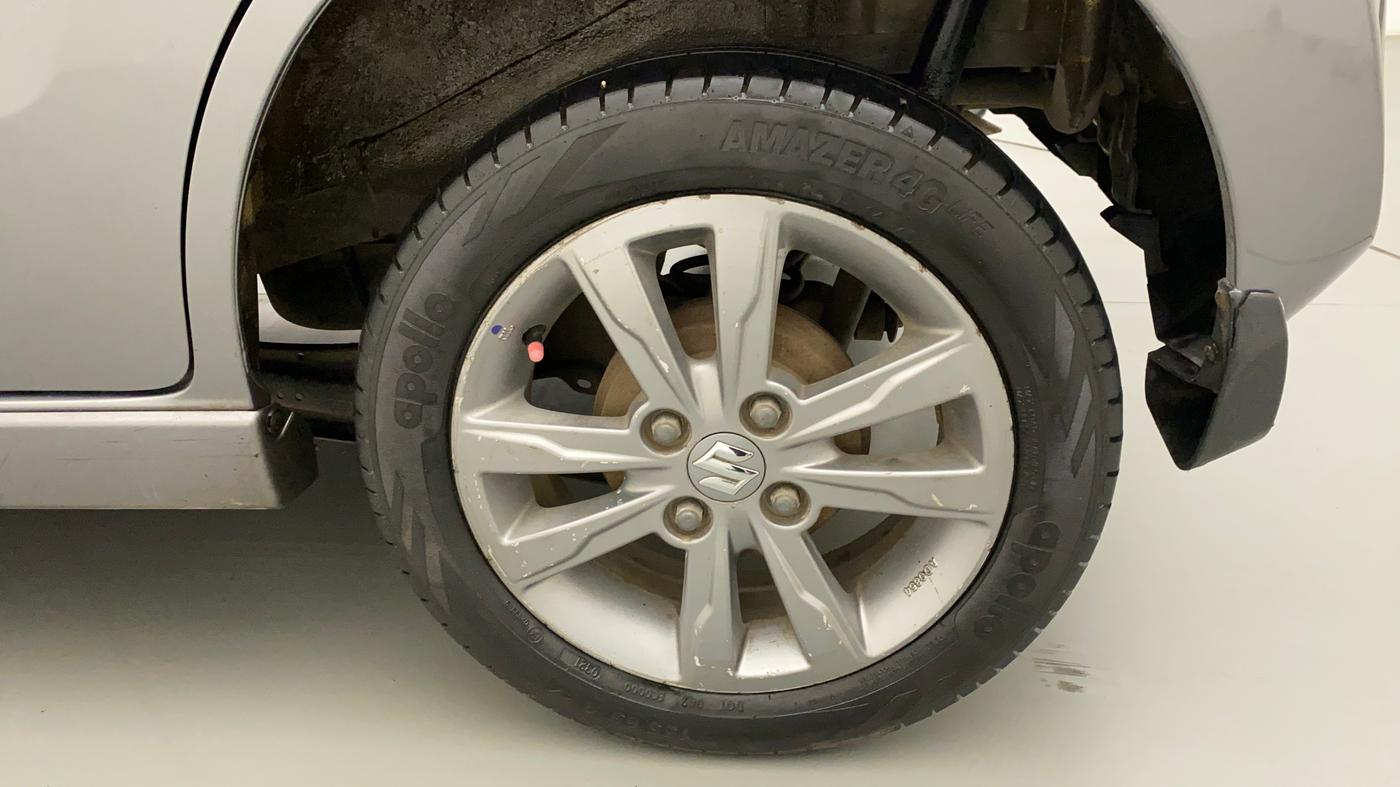 2013 Maruti Wagon R Stingray VXI, Petrol, Manual, 1,04,831 km, Left Rear Wheel