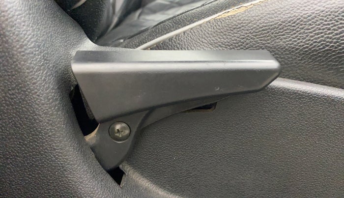 2018 Tata Tiago XT PETROL, Petrol, Manual, 58,410 km, Driver Side Adjustment Panel