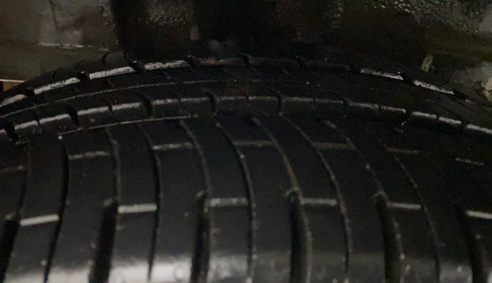 2018 Tata Tiago XT PETROL, Petrol, Manual, 58,410 km, Right Rear Tyre Tread