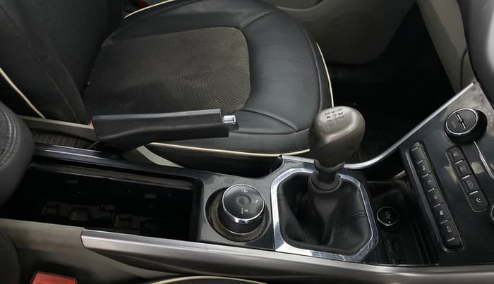 2018 Tata NEXON XZ PLUS DIESEL, Diesel, Manual, 98,569 km, Gear Lever
