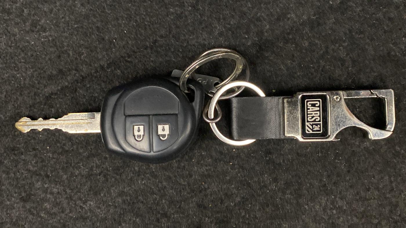 2013 Maruti Swift Dzire ZDI, Diesel, Manual, 87,642 km, Key Close Up
