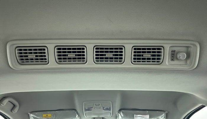 2020 Maruti XL6 ALPHA AT SHVS, Petrol, Automatic, 27,780 km, Rear Ac