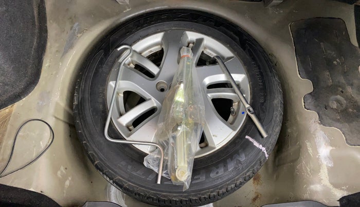 2014 Maruti Swift Dzire ZDI, Diesel, Manual, 76,932 km, Spare Tyre