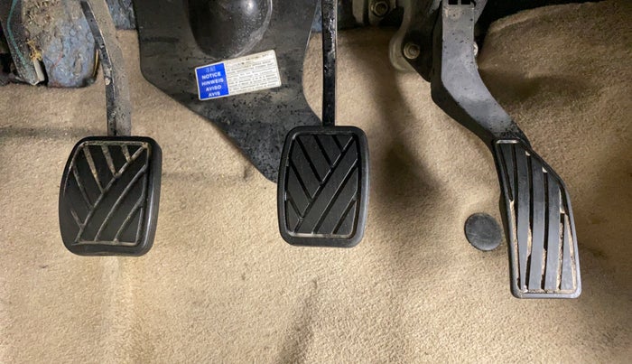 2014 Maruti Swift Dzire ZDI, Diesel, Manual, 76,932 km, Pedals