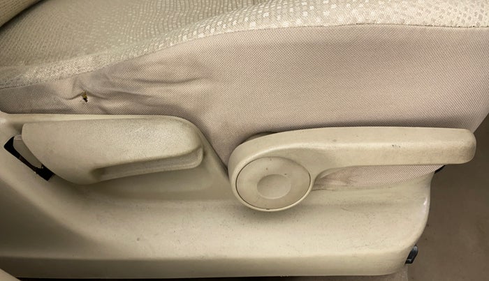 2014 Maruti Swift Dzire ZDI, Diesel, Manual, 76,932 km, Driver Side Adjustment Panel