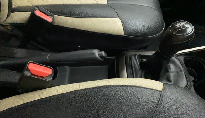 2018 Maruti IGNIS SIGMA 1.2, Petrol, Manual, 84,196 km, Gear Lever