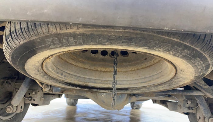 2014 Toyota Innova 2.5 GX 8 STR, Diesel, Manual, 73,319 km, Spare Tyre