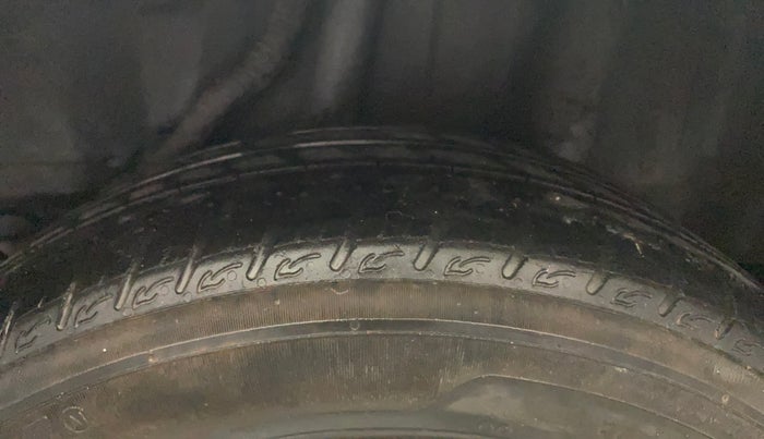 2014 Honda Brio S MT, Petrol, Manual, 72,668 km, Left Rear Tyre Tread