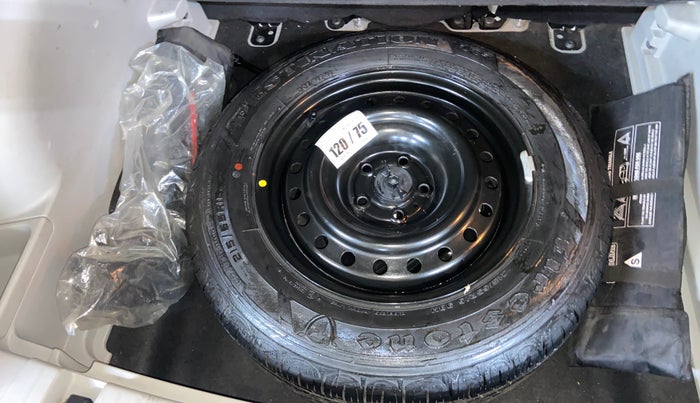 2021 Jeep Compass LIMITED (O) 2.0 DIESEL 4X4 AT, Diesel, Automatic, 1,09,401 km, Spare Tyre