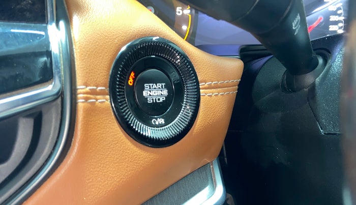 2021 Jeep Compass LIMITED (O) 2.0 DIESEL 4X4 AT, Diesel, Automatic, 1,09,401 km, Keyless Start/ Stop Button