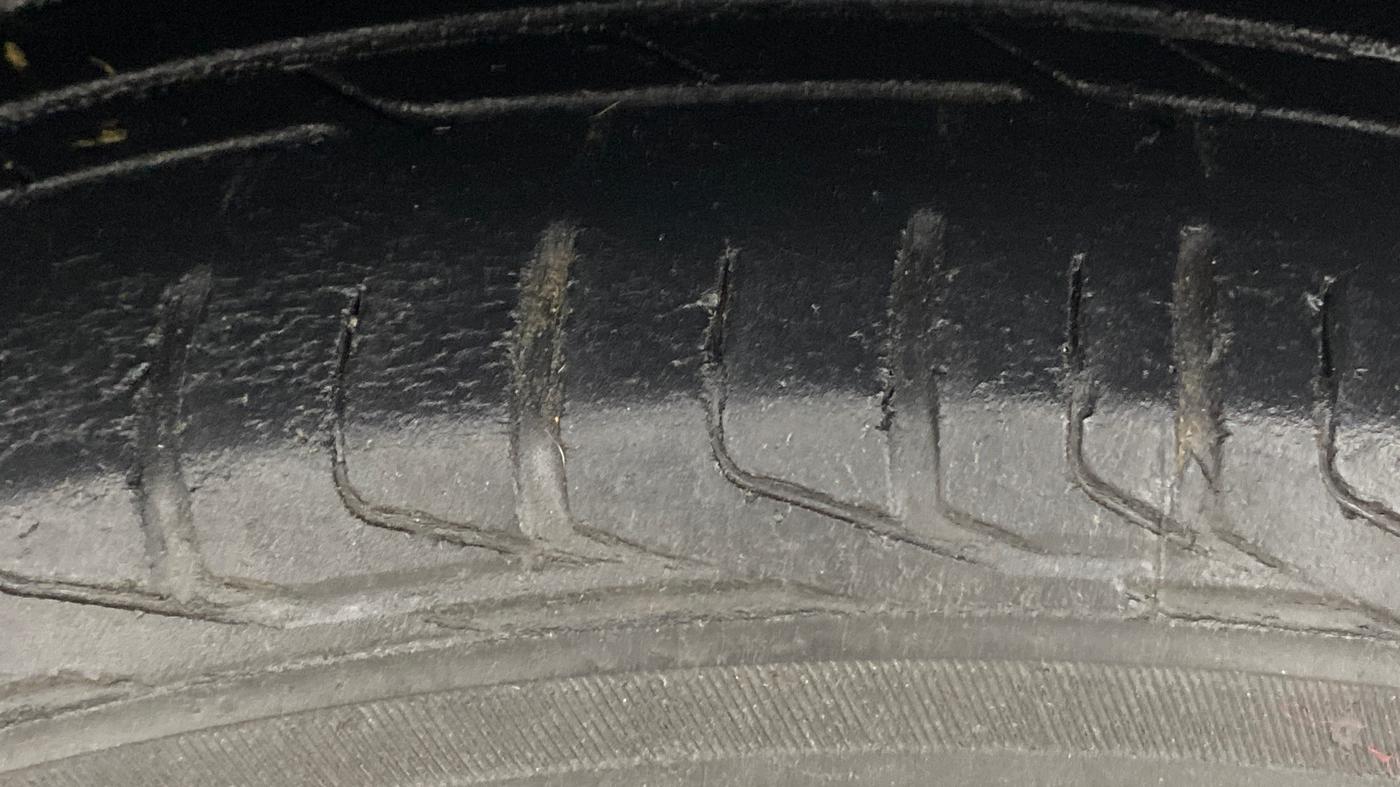 2021 Tata NEXON XZA PLUS (O) DIESEL, Diesel, Automatic, 53,283 km, Left Front Tyre Tread