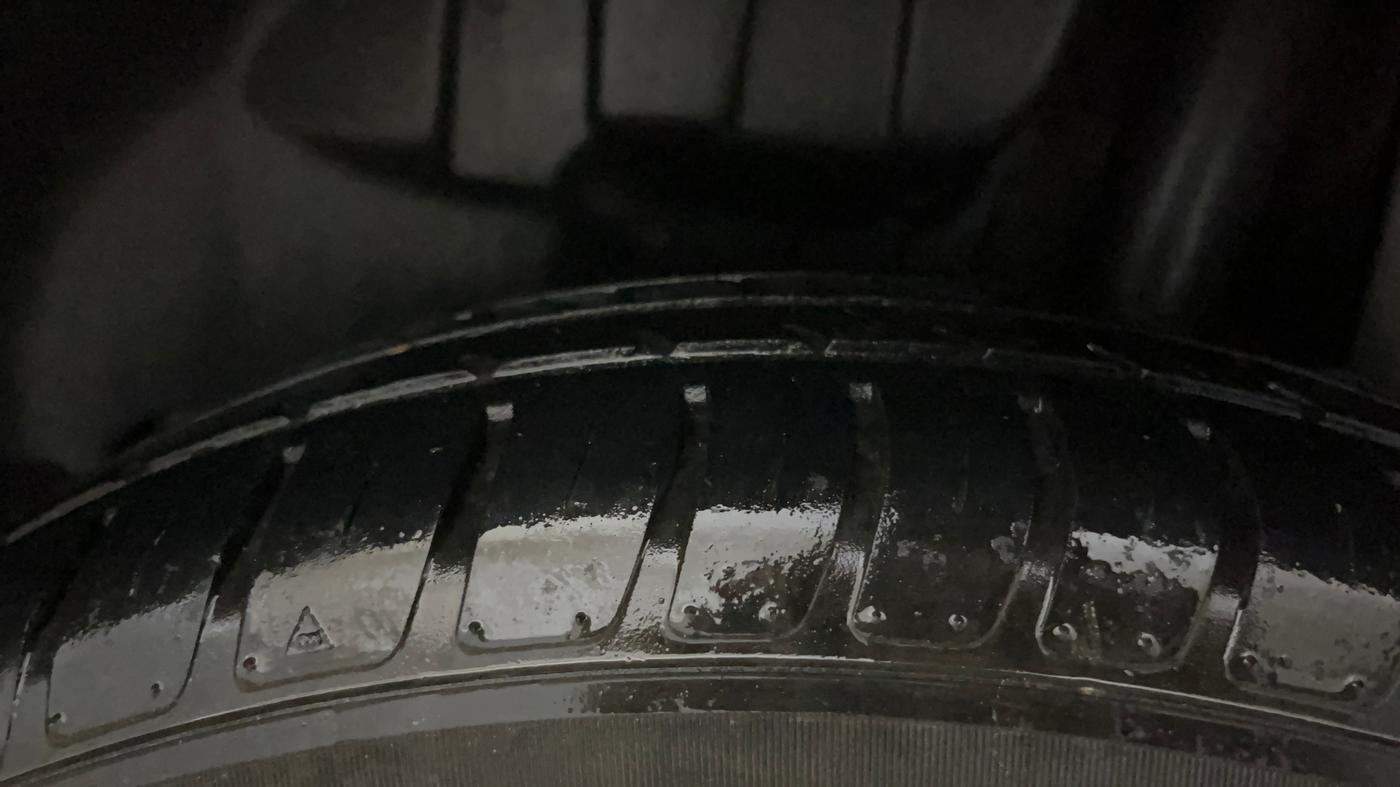 2020 Maruti Swift VXI, Petrol, Manual, 94,494 km, Left Rear Tyre Tread