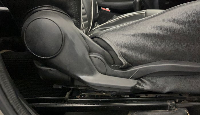 2020 Maruti Swift VXI, Petrol, Manual, 94,422 km, Driver Side Adjustment Panel