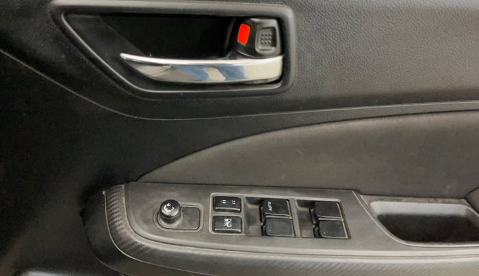2020 Maruti Swift VXI, Petrol, Manual, 94,422 km, Driver Side Door Panels Control