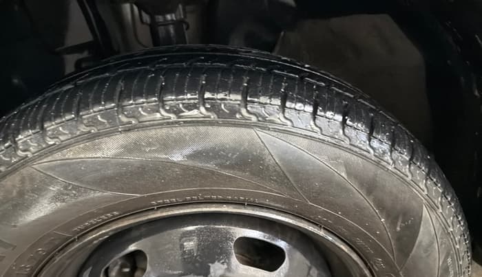 2016 Renault Kwid RXT 1.0, Petrol, Manual, 1,09,586 km, Left Front Tyre Tread