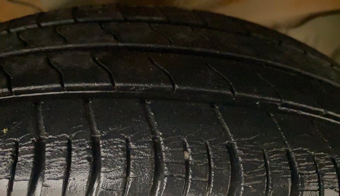 2020 Maruti S PRESSO VXI+, Petrol, Manual, 28,742 km, Right Front Tyre Tread
