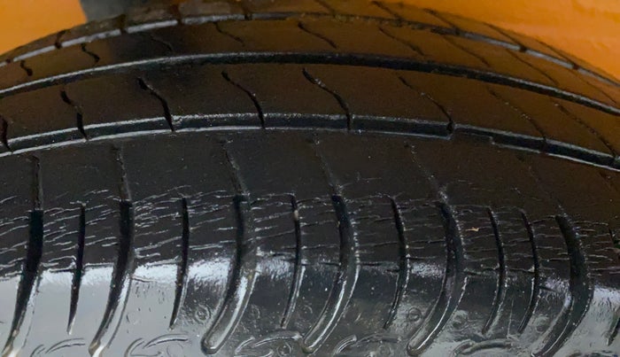 2020 Maruti S PRESSO VXI+, Petrol, Manual, 28,742 km, Right Rear Tyre Tread