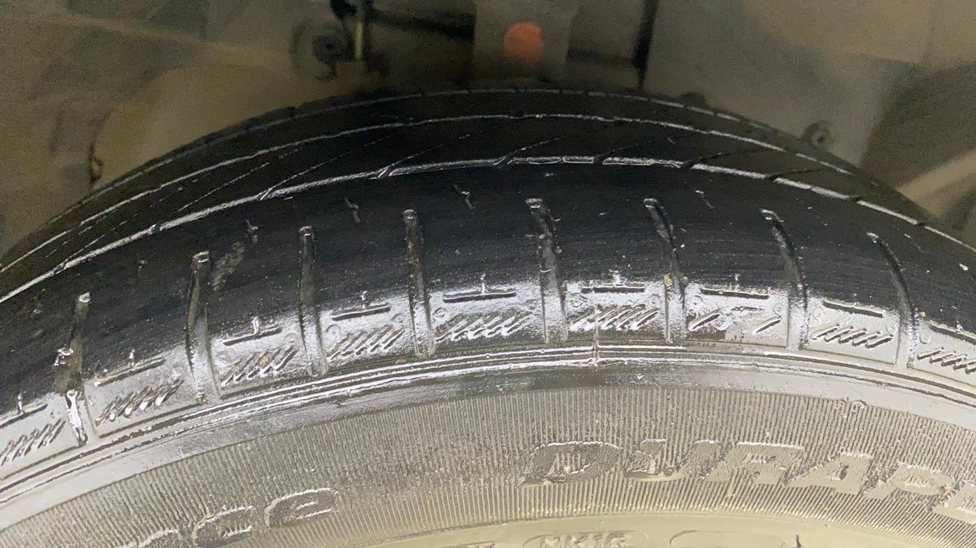 2018 Ford New Figo TREND 1.2 PETROL, Petrol, Manual, 96,187 km, Right Front Tyre Tread