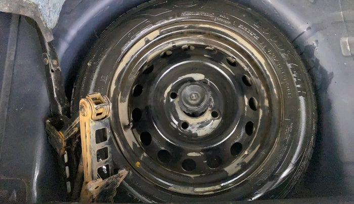 2018 Ford New Figo TREND 1.2 PETROL, Petrol, Manual, 95,917 km, Spare Tyre