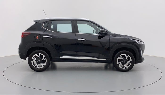 2021 Nissan MAGNITE XV PRIMIUM MT, Petrol, Manual, 8,345 km, Right Side View