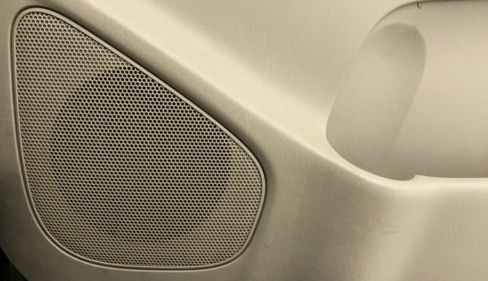 2013 Toyota Innova 2.5 VX 7 STR BS IV, Diesel, Manual, 1,02,551 km, Speaker