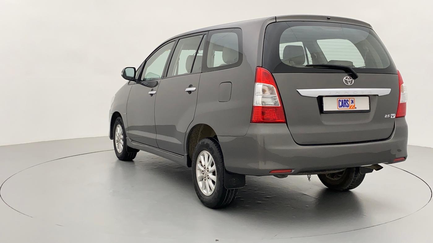 2013 Toyota Innova 2.5 VX 7 STR BS IV, Diesel, Manual, 1,02,551 km, Left Back Diagonal (45- Degree) View