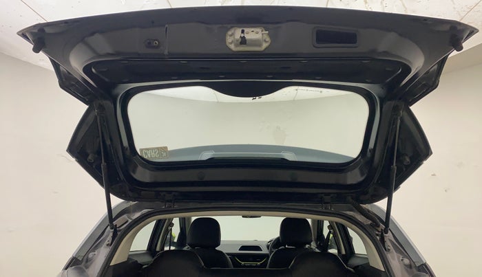 2018 Tata NEXON KRAZ MT PETROL, Petrol, Manual, 33,069 km, Boot Door Open