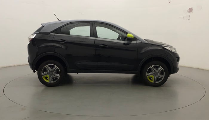 2018 Tata NEXON KRAZ MT PETROL, Petrol, Manual, 33,069 km, Right Side