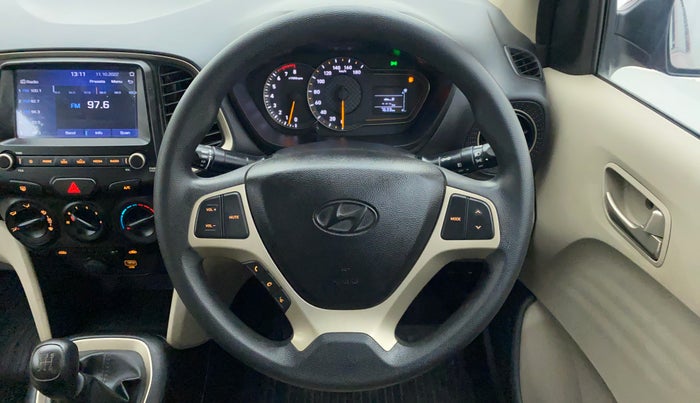 2019 Hyundai NEW SANTRO SPORTZ 1.1, Petrol, Manual, 7,737 km, Steering Wheel Close Up