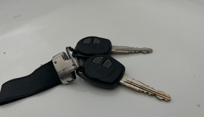 2020 Maruti Baleno DELTA PETROL 1.2, Petrol, Manual, 49,654 km, Key Close Up