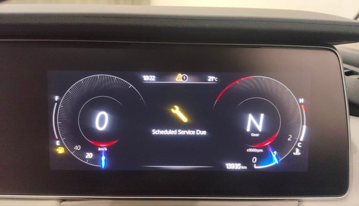 2023 Mahindra XUV700 AX 5 P MT 7 STR, Petrol, Manual, 13,935 km, Odometer Image