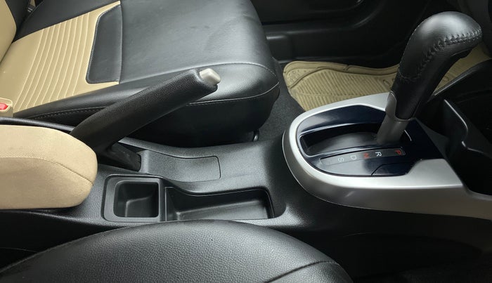 2019 Honda Jazz 1.2L I-VTEC VX CVT, Petrol, Automatic, 8,432 km, Gear Lever