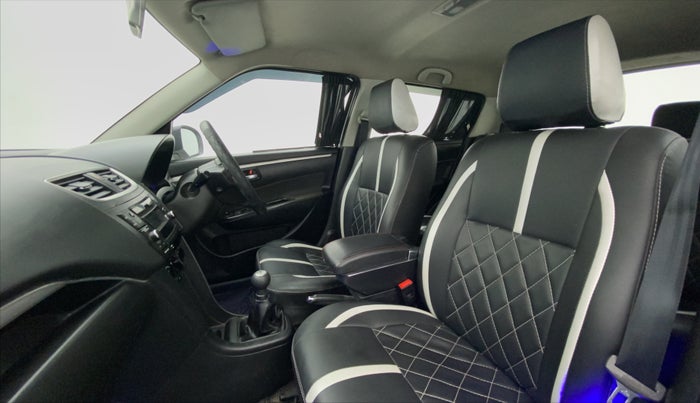 2017 Maruti Swift VXI, CNG, Manual, 57,454 km, Right Side Front Door Cabin