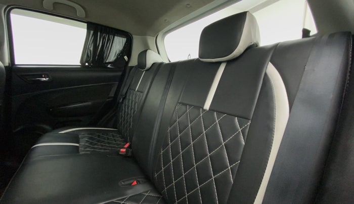 2017 Maruti Swift VXI, CNG, Manual, 57,454 km, Right Side Rear Door Cabin