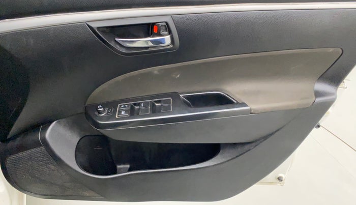 2017 Maruti Swift VXI, CNG, Manual, 57,454 km, Driver Side Door Panels Control