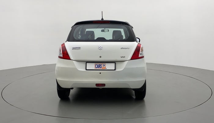 2017 Maruti Swift VXI, CNG, Manual, 57,454 km, Back/Rear