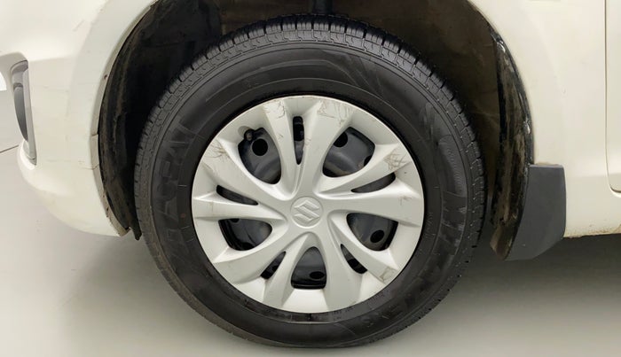 2017 Maruti Swift VXI, CNG, Manual, 57,454 km, Left Front Wheel