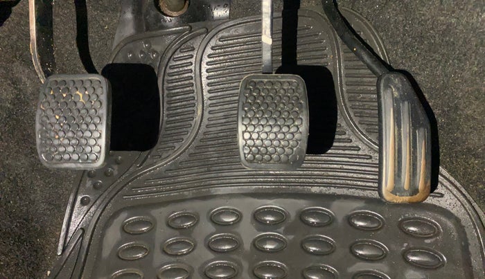 2014 Maruti Alto 800 LXI, Petrol, Manual, 55,392 km, Pedals