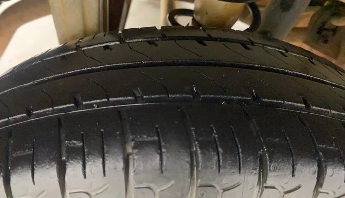2014 Maruti Alto 800 LXI, Petrol, Manual, 55,392 km, Right Rear Tyre Tread