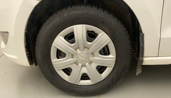 2013 Skoda Rapid AMBITION 1.6 MPI MT PLUS, Petrol, Manual, 82,602 km, Left Front Wheel