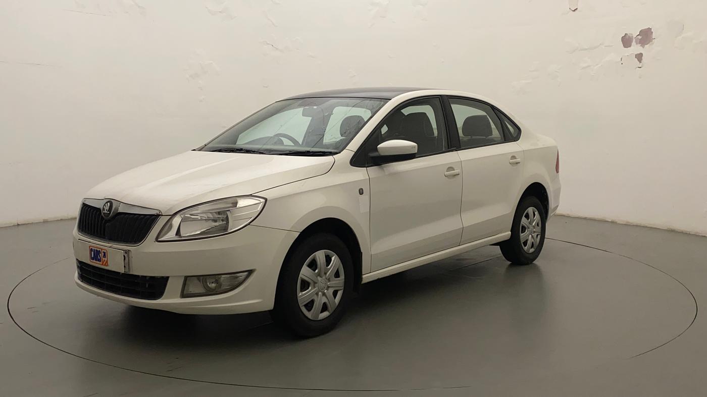 2013 Skoda Rapid AMBITION 1.6 MPI MT PLUS, Petrol, Manual, 82,602 km, Left Front Diagonal