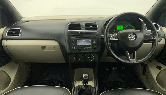 2013 Skoda Rapid AMBITION 1.6 MPI MT PLUS, Petrol, Manual, 82,602 km, Dashboard