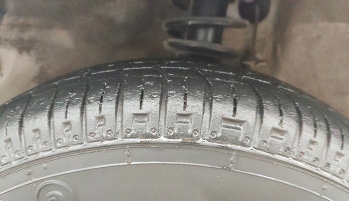 2018 Maruti Alto 800 LXI O, Petrol, Manual, 45,580 km, Left Front Tyre Tread