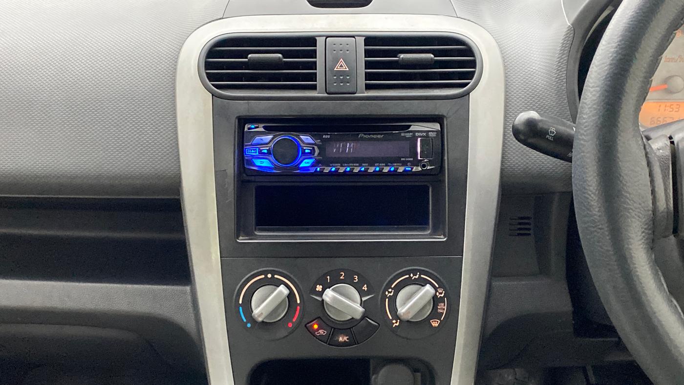 2013 Maruti Ritz VXI, Petrol, Manual, 66,713 km, Air Conditioner