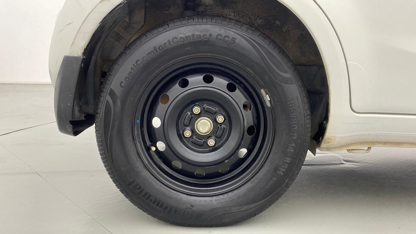 2013 Maruti Ritz VXI, Petrol, Manual, 66,713 km, Right Rear Wheel