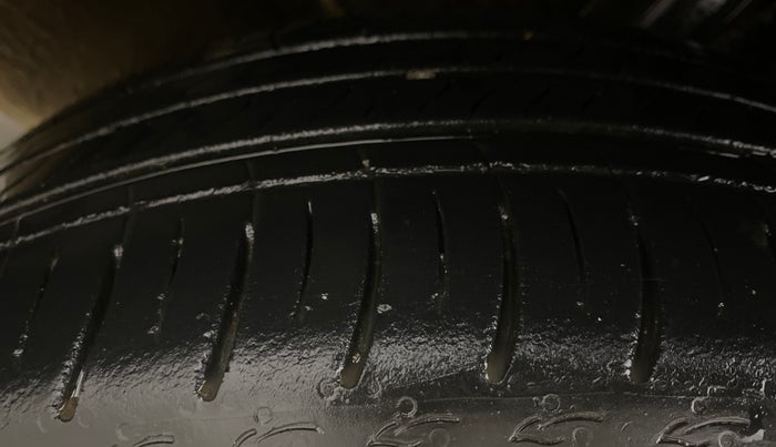 2023 Honda City 1.5L I-VTE V CVT, Petrol, Automatic, 14,294 km, Right Rear Tyre Tread